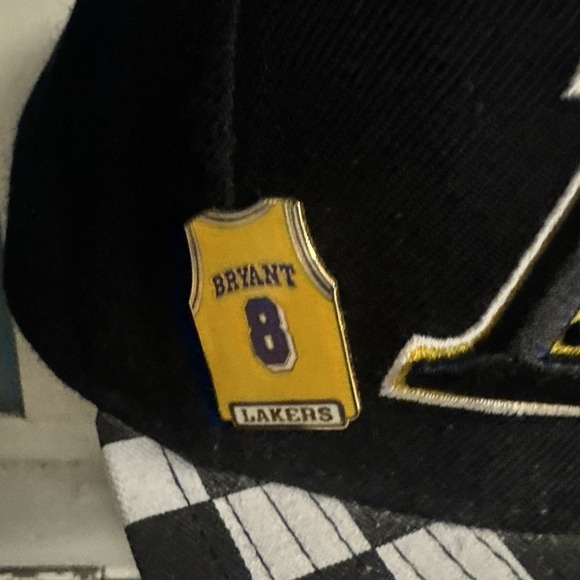 Lot Of 3 Los Angeles Lakers LA Black Snapback Hats Baseball Caps Basketball Pin - Picture 4 of 13